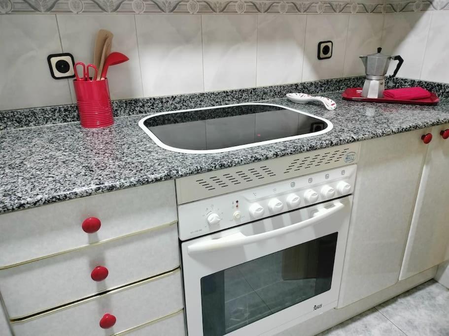 Apartamento Deluxe El Camino 알칼라데에나레스 외부 사진